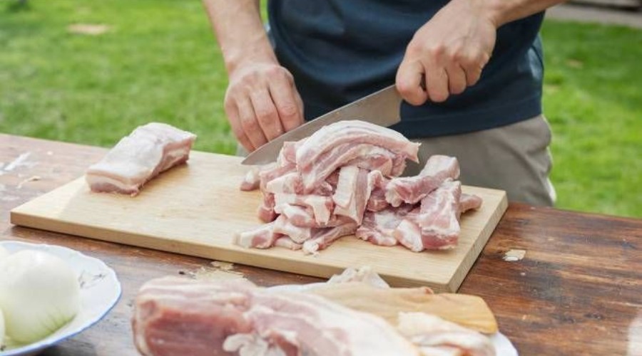 как приготовить мясо с грибами и картошкой