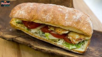 Домашний сэндвич с курицей Рецепт с соусом Тысяча островов